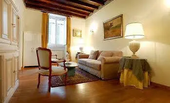 Piazza Di Spagna Sweet Home Rome